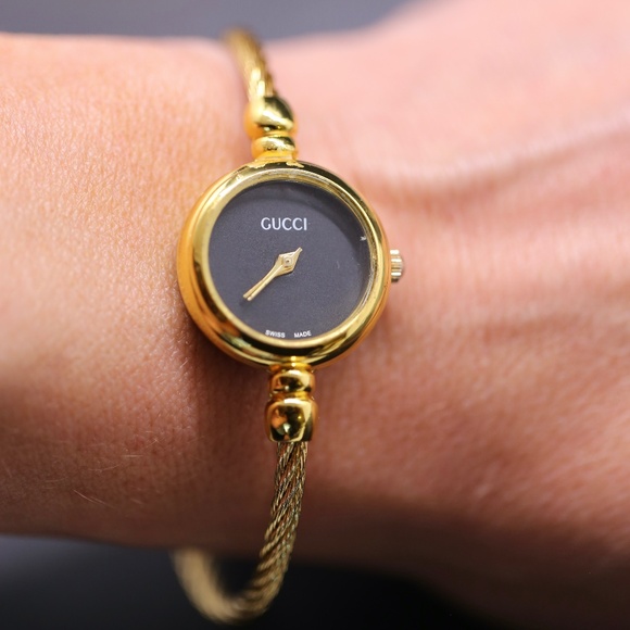 Gucci Vintage 18k Gold Plated Watch - Picture 1 of 12